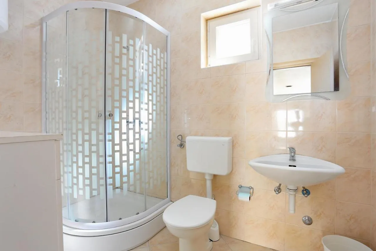 Apartments By The Sea Arbanija, Ciovo - 18224 Trogir Croatia