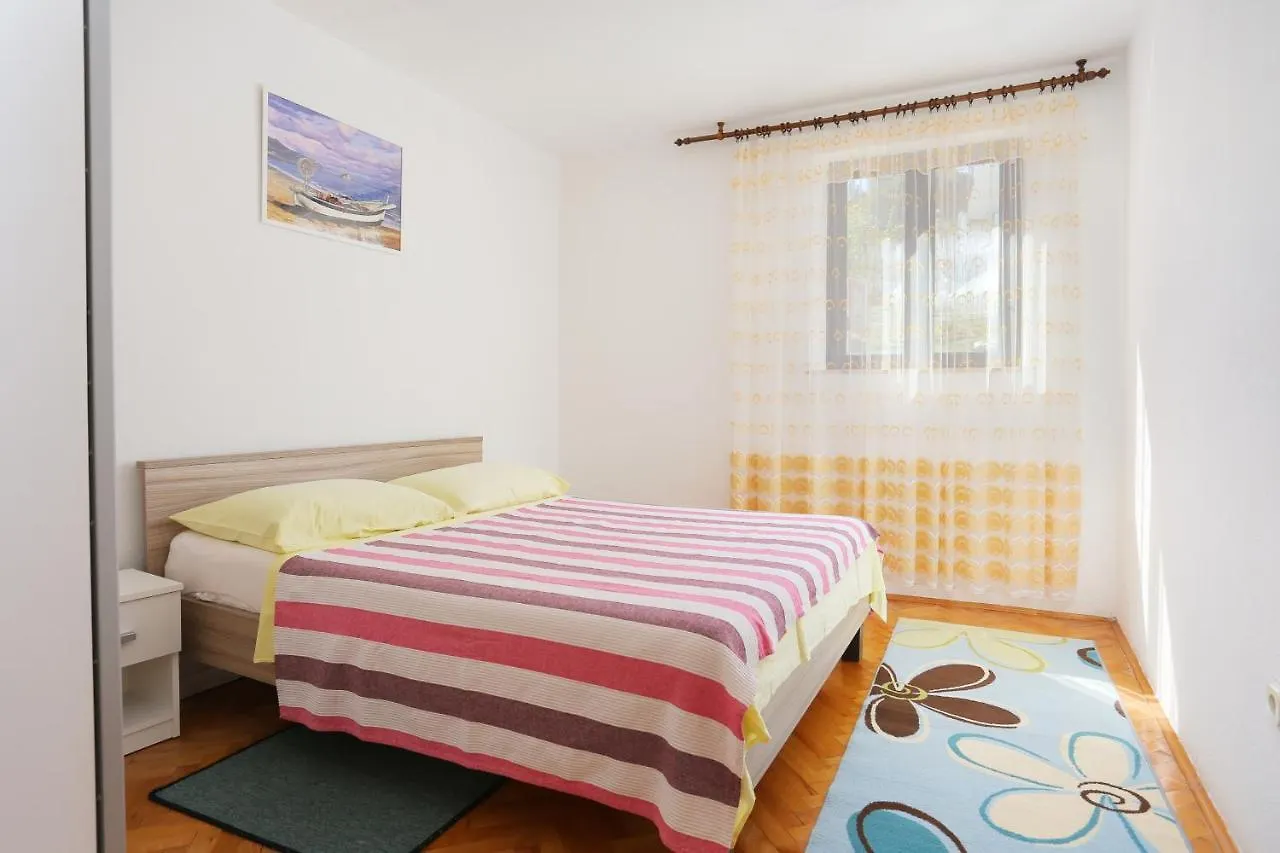 Apartments By The Sea Arbanija, Ciovo - 18224 Trogir